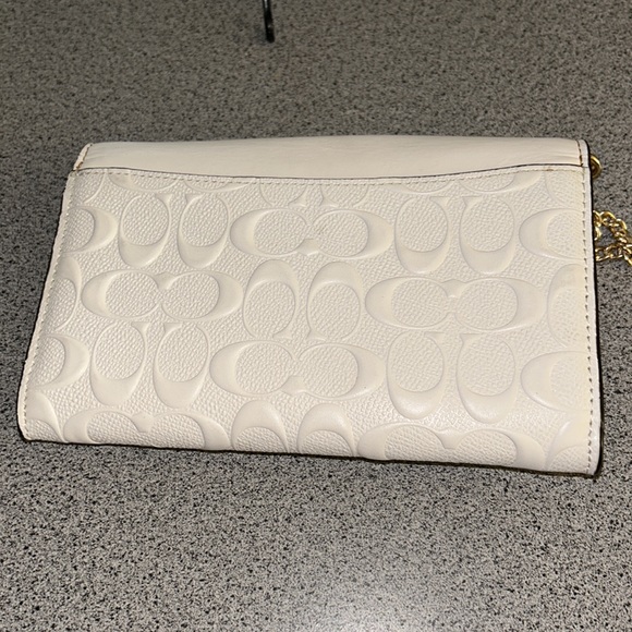 Coach pouch with chain strap - Picture 5 of 12